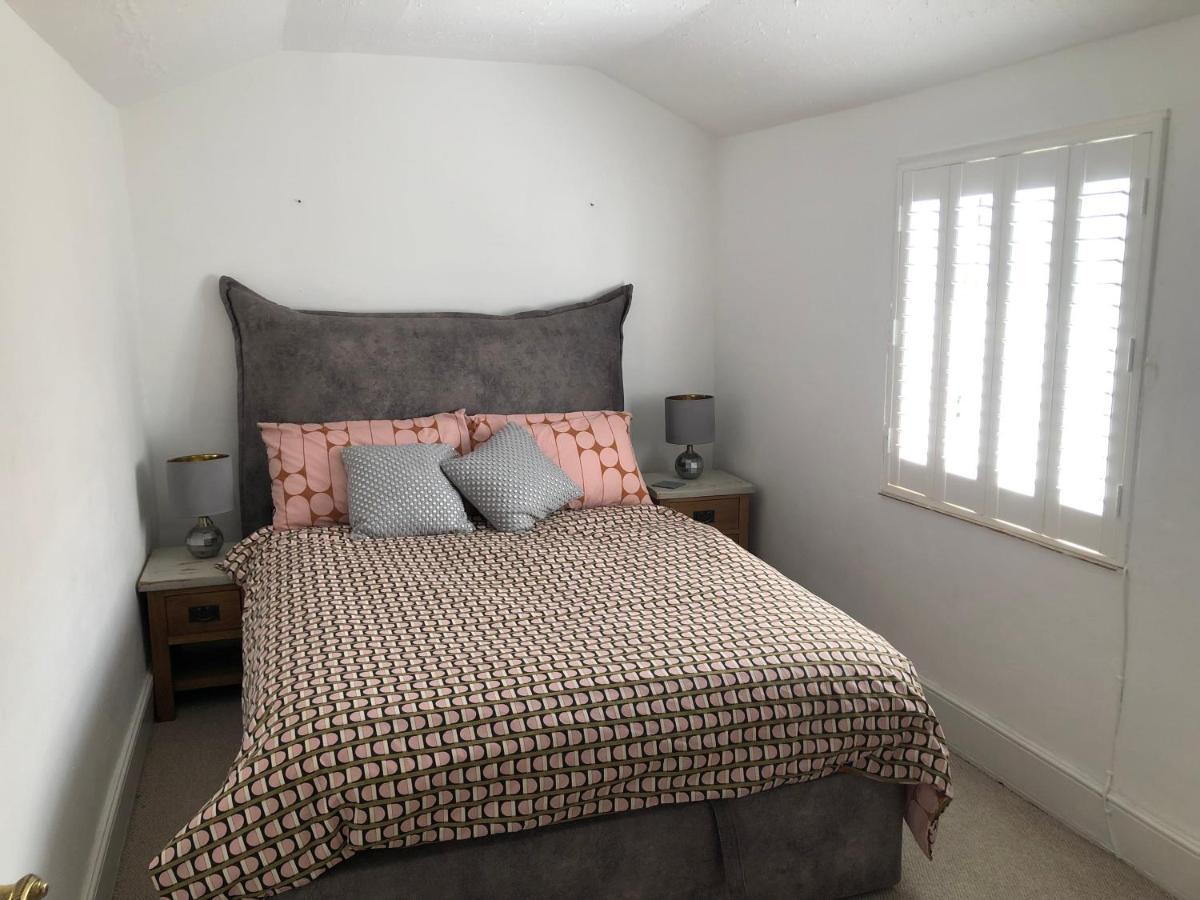Homely Victorian Terraced Town House With Parking. Taunton Exteriör bild